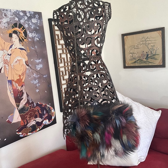 **PRICE DROP** Fox Fur Muff Handbag - Picture 2 of 5